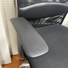 【50%OFF/価格改定】ニトリ　ワークチェアゾーンBK の画像