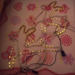 クリスマスイルミ　走るトナカイ　２つ　ライトが切れかけ？の画像