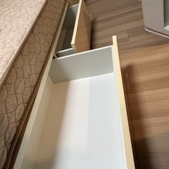 【無料でお譲りします】　ダブルベッドフレーム、マットレスの画像