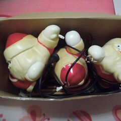 クリスマスイルミ　はしごサンタ　泥棒サンタ　３人中1人つかないの画像