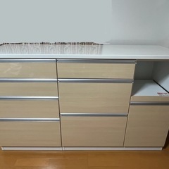 ニトリ　組み合わせ食器棚