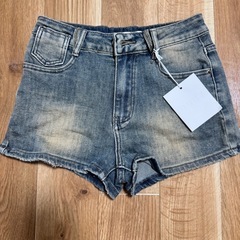 ショートパンツssize