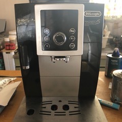 ミルクコンテンツ無で再投稿　DeLonghi MAGNIFICA...
