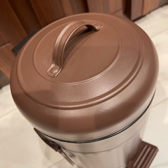 お値下げしました美品ミニサイズゴミ箱の画像