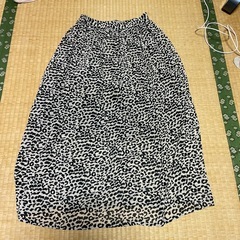 豹柄ロングスカート