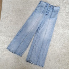本日のみ値下げ！moussy ハイウエストデニムの画像