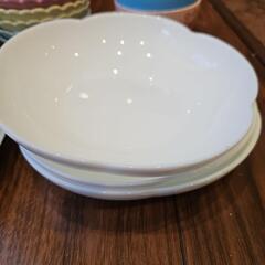 食器セットの画像