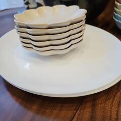 食器セットの画像