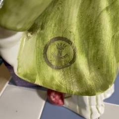 ピエロの置物　陶器の画像