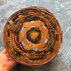 無料で差し上げます！　木　カゴの画像