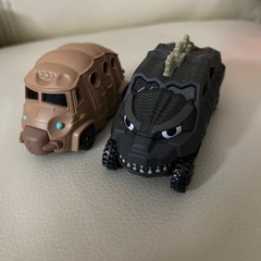 ゴジラ　モスラ　トミカ