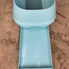 猫のトイレの画像