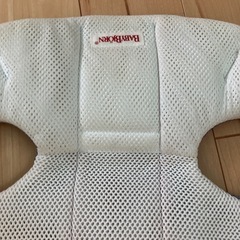 ベビージョルン★ベビーキャリアエアーの画像