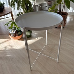 IKEA トレイテーブル　サイドテーブル