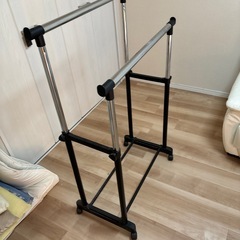 パイプハンガーの画像