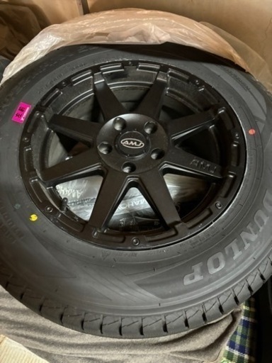 ダンロップ　スタッドレスタイヤ　ホイル付き　4本セット