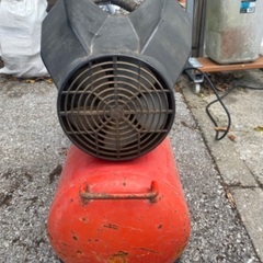 エアーコンプレッサー実働品の画像