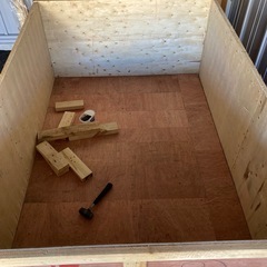 輸出輸入のパレット型大箱の画像