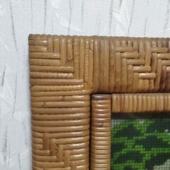 【無料】タイガー虎の絵　編み物  籐の額の画像