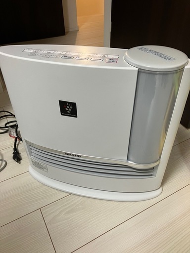 シャープ プラズマクラスター搭載 加湿セラミックファンヒーター ホワイト HX-G120-W