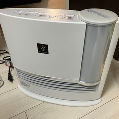 シャープ プラズマクラスター搭載 加湿セラミックファンヒーター ...