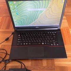 FUJITSUパソコン