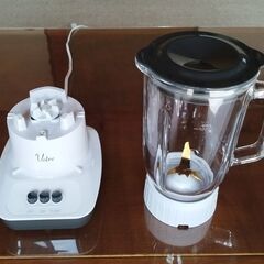 ■山善■ジューサー 1000ml 砕氷 ガラスボトル Votre...