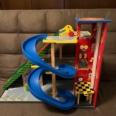 kidkraftパーキングの画像