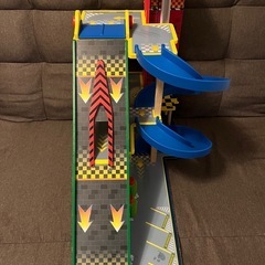 kidkraftパーキングの画像