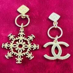 CHANEL シャネル♥スノードーム♥ No.5 香水♦モチーフ インテリア♦ オブジェ♦置物 オーナメント♦シャネル♦No.5 香水サンプル1.5ml♦CHANEL シャネル クリスマスチャーム 2点♥ノベルティの画像