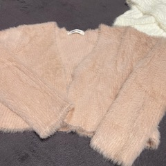 ニットセーター、ボレロ、キャミまとめて4点の画像