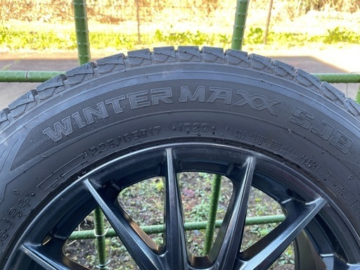 ダンロップスタッドレスタイヤホイール4本セット　225/65R17 2022年製