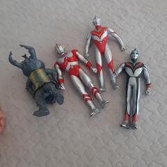 【無料】ウルトラマン　ソフビ