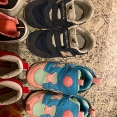 スニーカー　ミキハウス　NIKE ニューバランス　リーボック　長靴　まとめ売りの画像