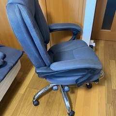 ゲーミングチェアの画像