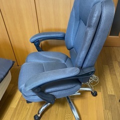 ゲーミングチェアの画像