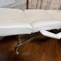 エステ用ベッドの画像