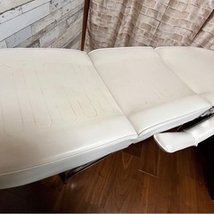 エステ用ベッドの画像