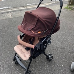 ベビーカー
の画像