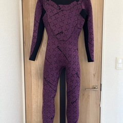 日本製　BILLABONG　フロントジップ　美品　
セミドライ　5/3mm L ウェットスーツの画像