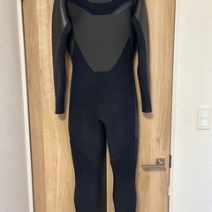 日本製　BILLABONG　フロントジップ　美品　
セミドライ　5/3mm L ウェットスーツの画像