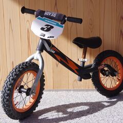 KTM キッズトレーニングバイクの画像