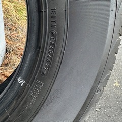値下げ　
JB74バリ山純正タイヤの画像