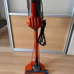 コード有りサイクロン式掃除機
