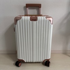 【お譲り先決定】キャリーケース スーツケース