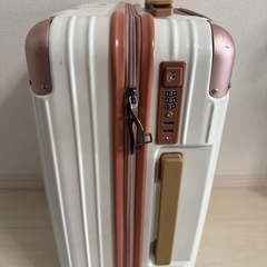 【お譲り先決定】キャリーケース スーツケースの画像