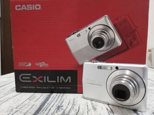 デジタルカメラ　CASIO EXILIM EX-Z700　SR シルバー
