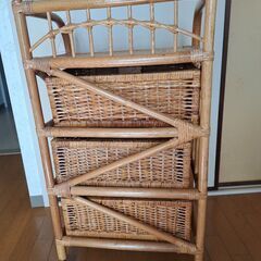 藤かご棚、三段チェストの画像