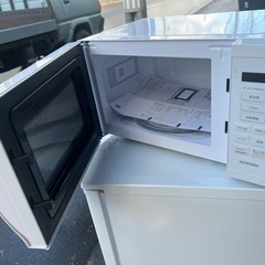 【美品】アイリスオーヤマ　電子レンジ　白　2022年製の画像