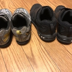 子供靴4点セット(asics、瞬足)の画像